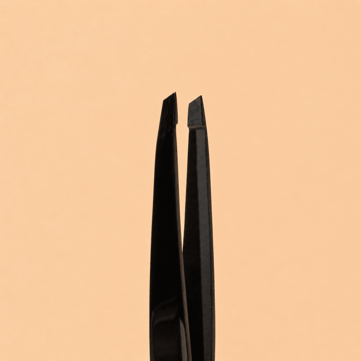 B’KATE - Brow Tweezers - House of Beauty Global