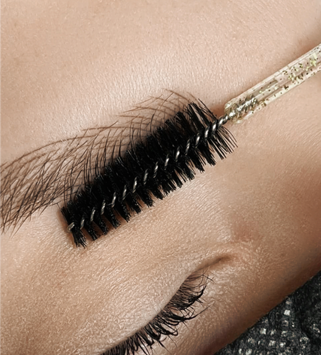 Lash lift before and after